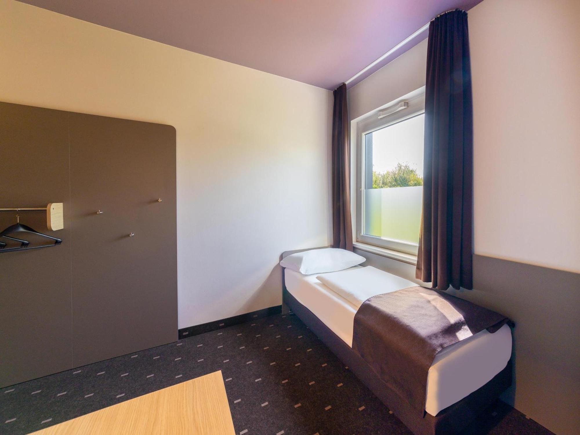 B&B Hotel Duesseldorf-Airport Exterior foto